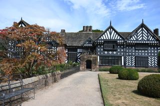 A Beautiful Building with Limited Grounds Appeal