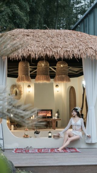 Không cần phải bay đến Bali, chỉ cần ngâm mình trong suối nước nóng ở thung lũng Anji cũng đủ xua tan mệt mỏi của cuộc sống thành thị.