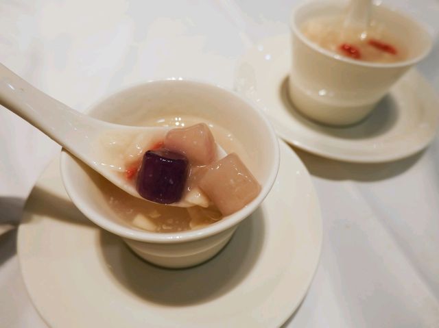 新年意頭滿滿。嚟返個鮑魚撈起
