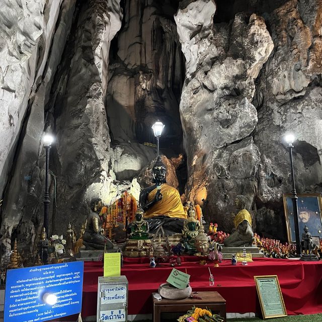 Wat Tham Nam: A Cultural Haven