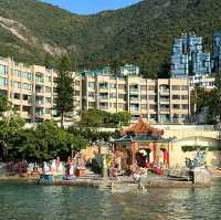 香港島南邊，淺水灣泳灘！流連忘返！
