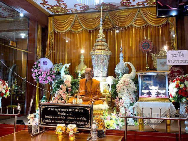 🙏วัดเกริ่นกฐิน ลพบุรี