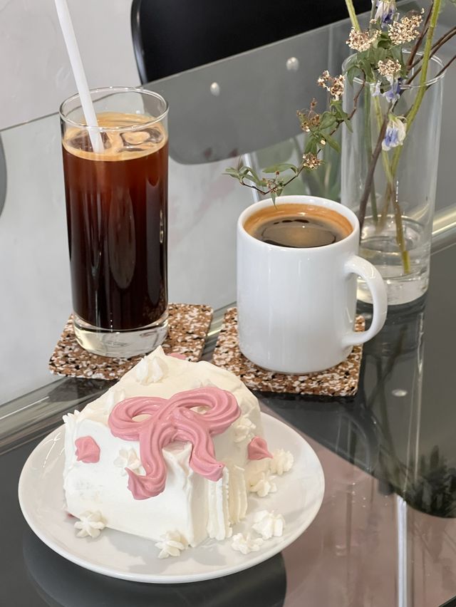 韓国/ソウル【延禧洞】弘大付近のおしゃれカフェ🎀