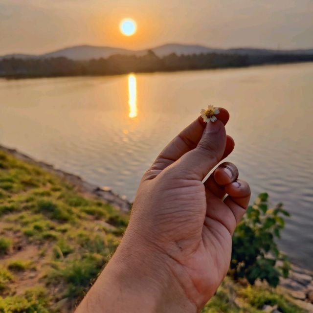 Beautiful sunset point lake near Bengaluru 😍 