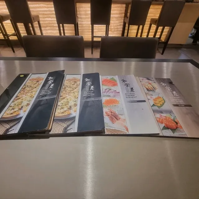 Warakuya Japanese Restaurant 