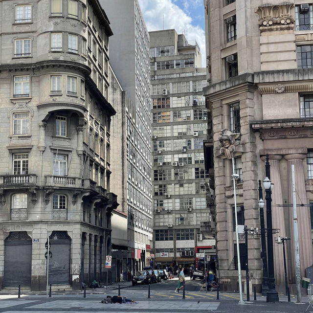 Exploring downtown São Paulo