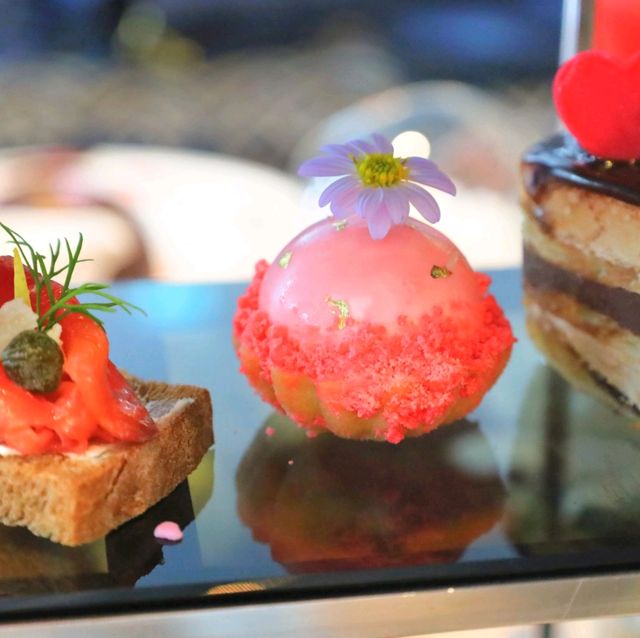 แนะนำ Afternoon Tea สีชมพูหวาน ในเทศกาลแห่งความรัก