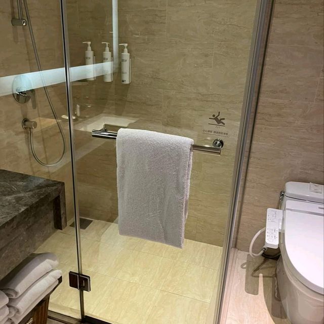 台北六福萬怡酒店