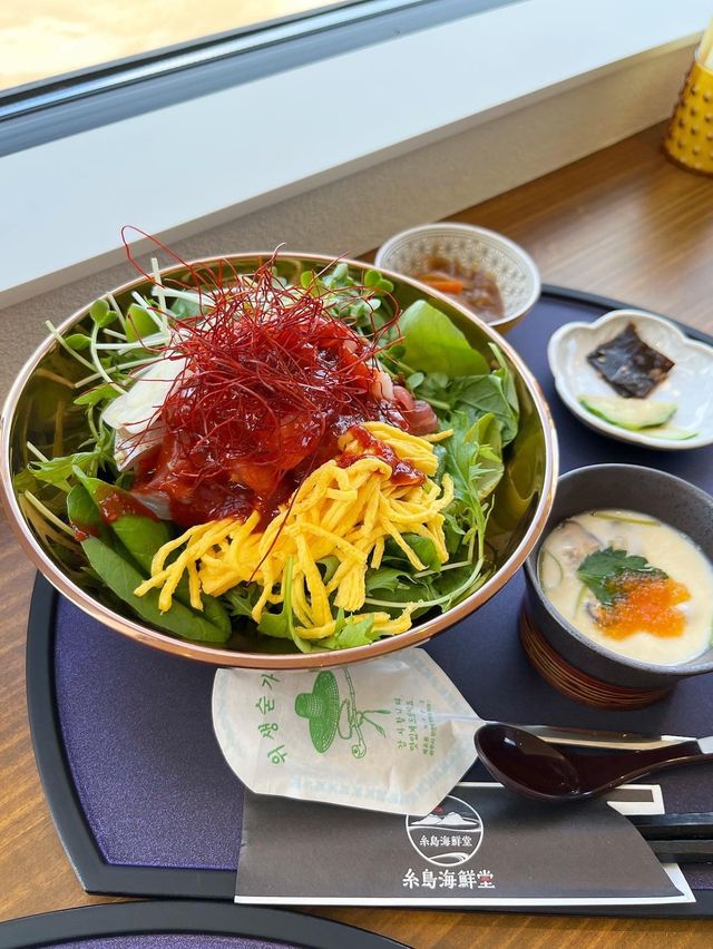【糸島グルメ】絶景のロケーションで新鮮な海鮮丼を🐟