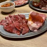 【神戸・三宮】個室でゆっくり味わえる焼肉食べ放題「神戸焼肉×食べ放題専門店 肉丸 三宮本店」