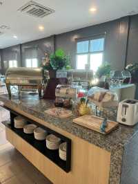 Simple yet filling buffet breakfast