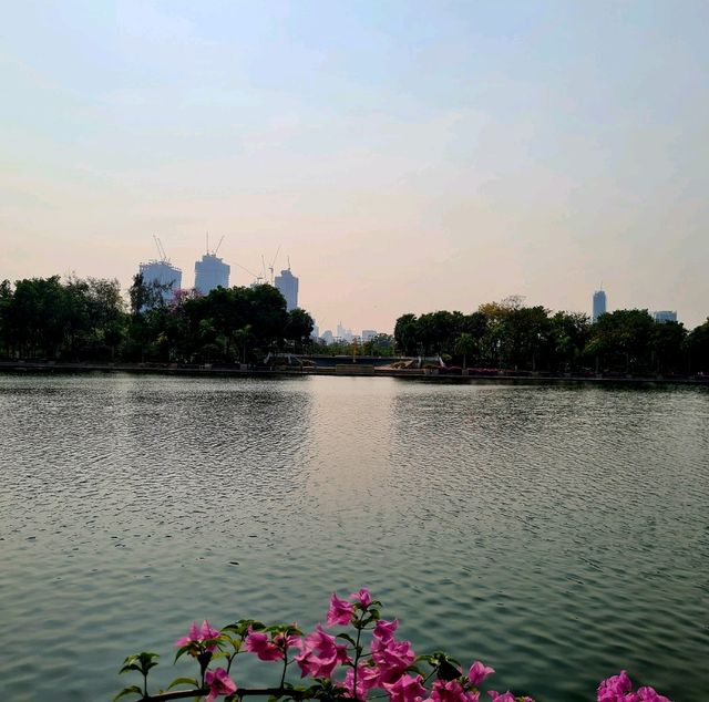สวนเบญจกิติ

Benchakitti Park