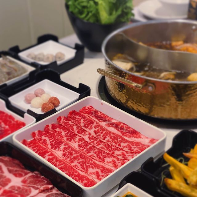 **再次造訪馬祖台灣養生涮涮鍋，享受升級版的美食饗宴！** 🍲🥢