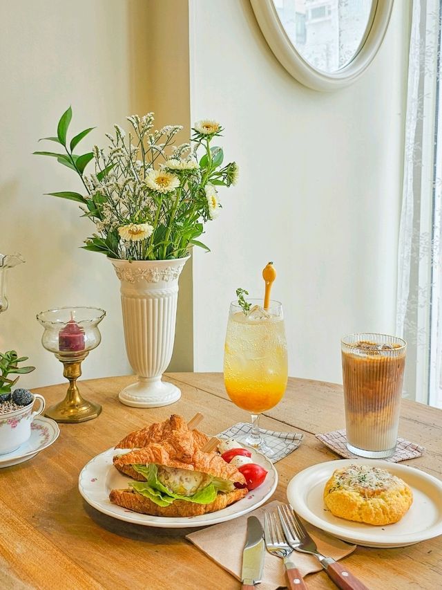 💛브런치가 맛있었던 디저트 카페💛