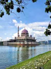 Putra Mosque, the Iconic landmark of Putrajaya