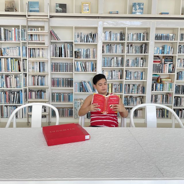 THE LIBRARY Samui