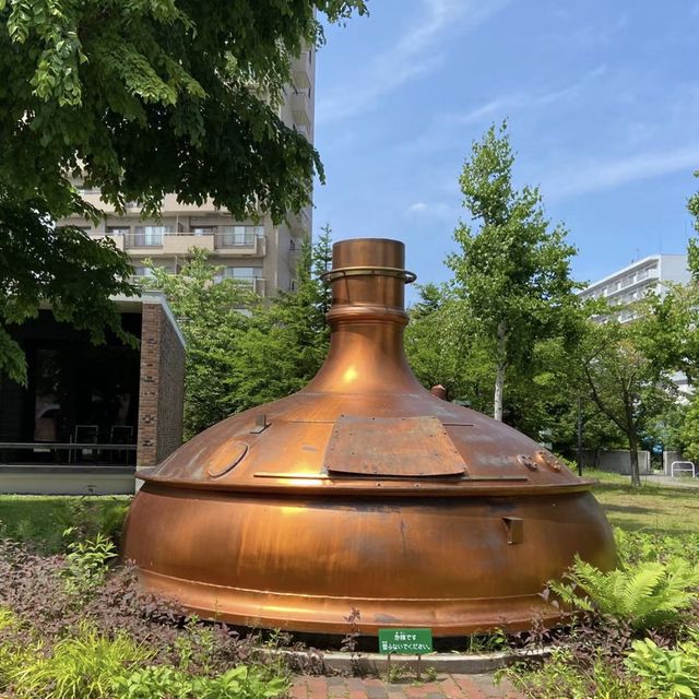 品味酒精的歷史：探索札幌啤酒博物館 🍺🏭