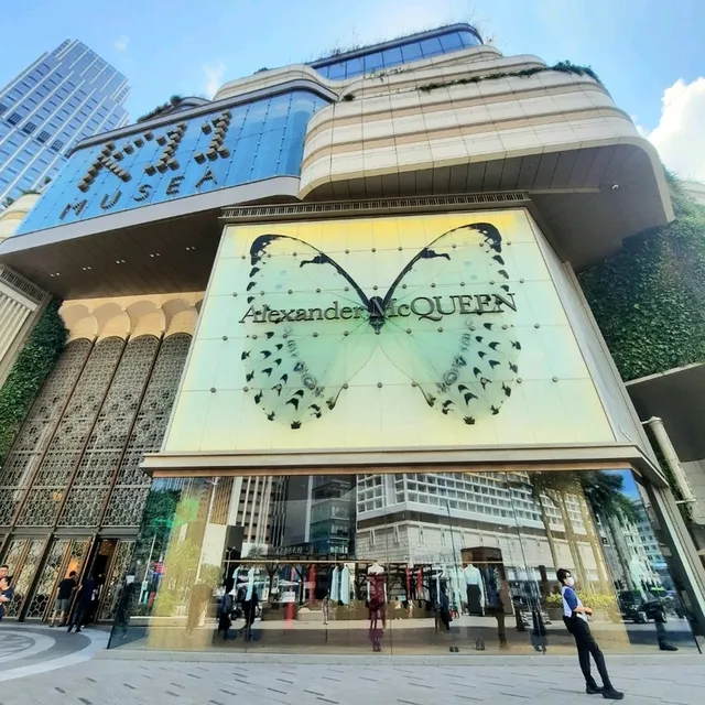 The Amazing Contemporary Design of K11 Musea😍