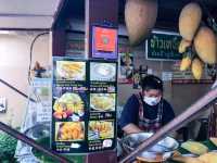 ข้าวเหนียวมะม่วงในตำนานเมืองเชียงใหม่