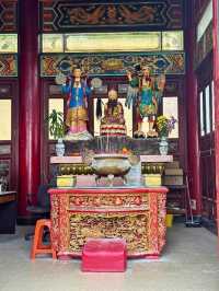 แนะนำว่าต้องมา Chin Swee Caves Temple 
