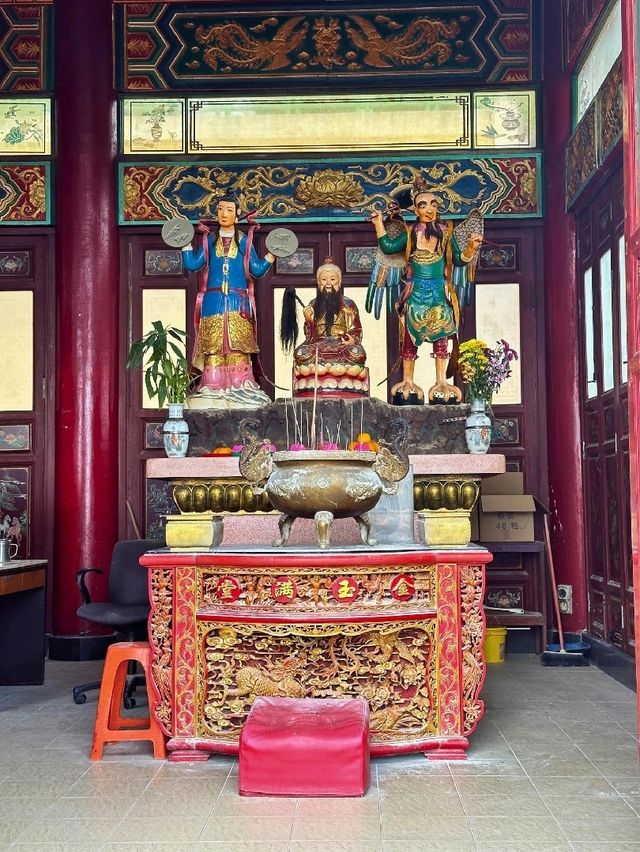 แนะนำว่าต้องมา Chin Swee Caves Temple 