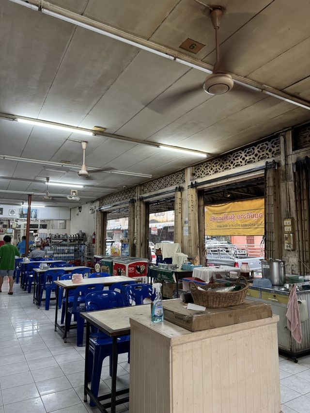 ร้านอาหารซีฟู้ดอร่อยๆที่ยะลาต้อง ร้านธาราซีฟู้ด