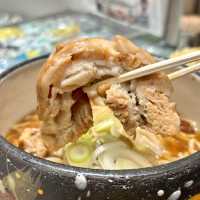 【大阪・心斎橋】1年間限定のコラボ店「人類みな麺類とエスサワダ」