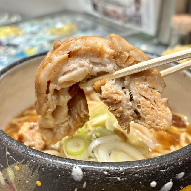【大阪・心斎橋】1年間限定のコラボ店「人類みな麺類とエスサワダ」