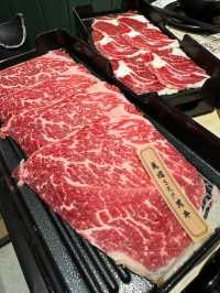 「牛大人台灣火鍋吃到飽，口碑絕佳！」