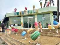 Sweet Talk Phuket คาเฟ่น่ารักริมหาดกะรน จ.ภูเก็ต