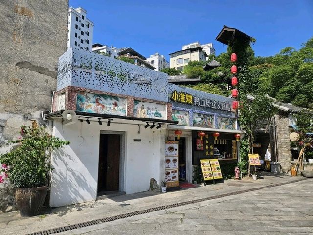 充滿特色的深圳客家村