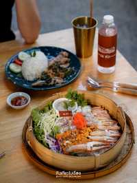 มื้ออาหารสำหรับครอบครัวเมื่อไปแถวบางแสน