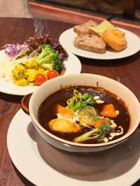 【福岡カフェ】パリサクのパイの上にたっぷりのいちごモンブラン！