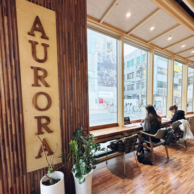 Aurora Bakery & Cafe @ Seongsu Seoul 🇰🇷