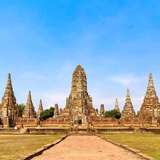 ⏳Journey Through Time: Exploring the Enchanting Ayutthaya Historical Park 🤩