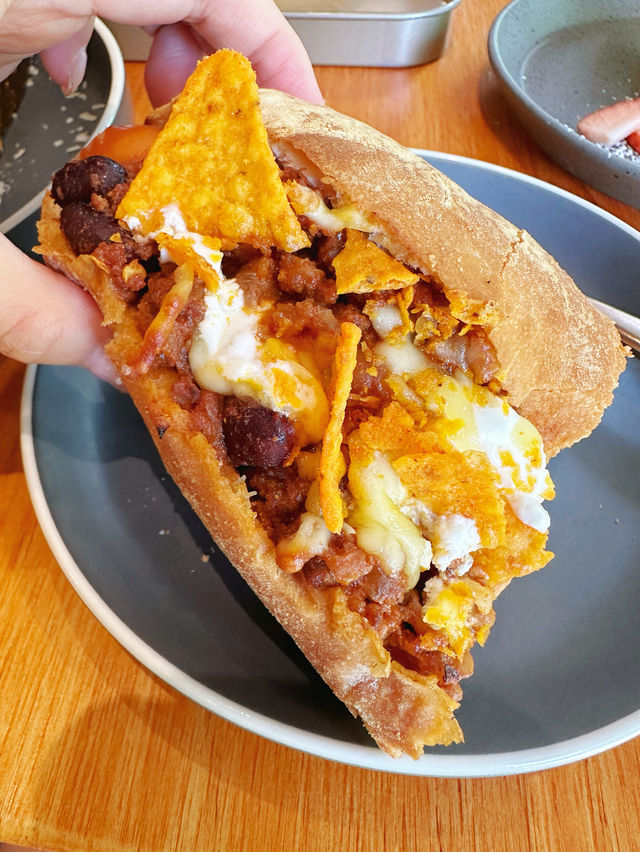 大埔隱世小店 - 必試「招牌辣牛肉醬熱狗🌭」