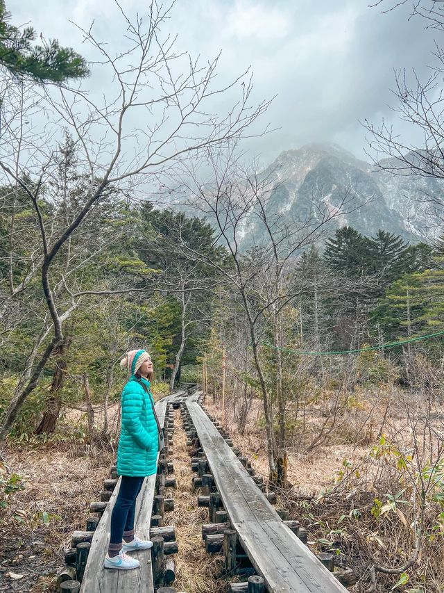 เดินเทรลในป่าสุดโรแมนติกที่ Kamikochi🌿❄️