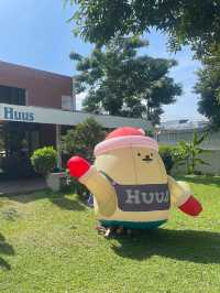 Huus Plate Cafe 🍞