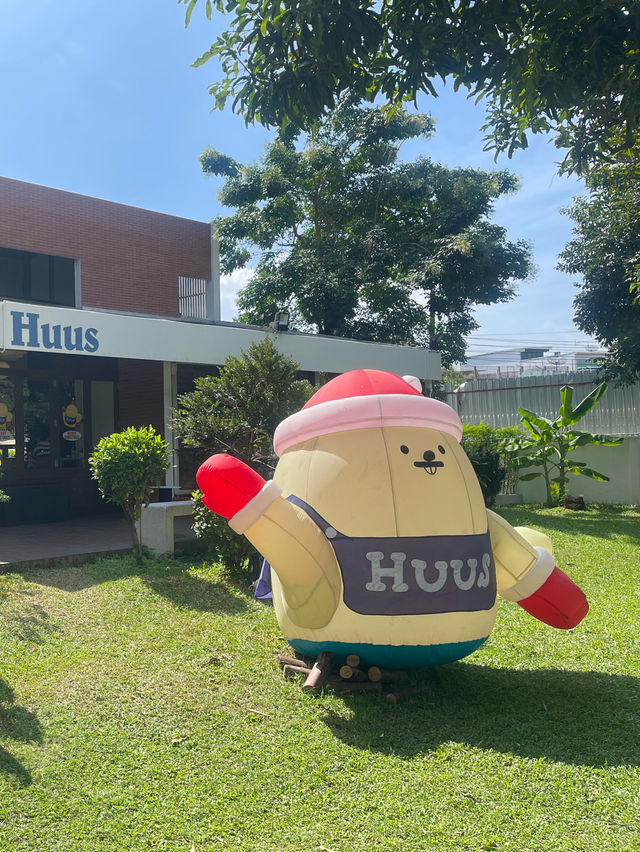 Huus Plate Cafe 🍞