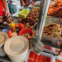 Old school belacan fried chicken at Parit Buntar