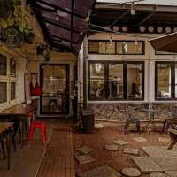 KIRINTJIKOPI | A very classic and aesthetic place.