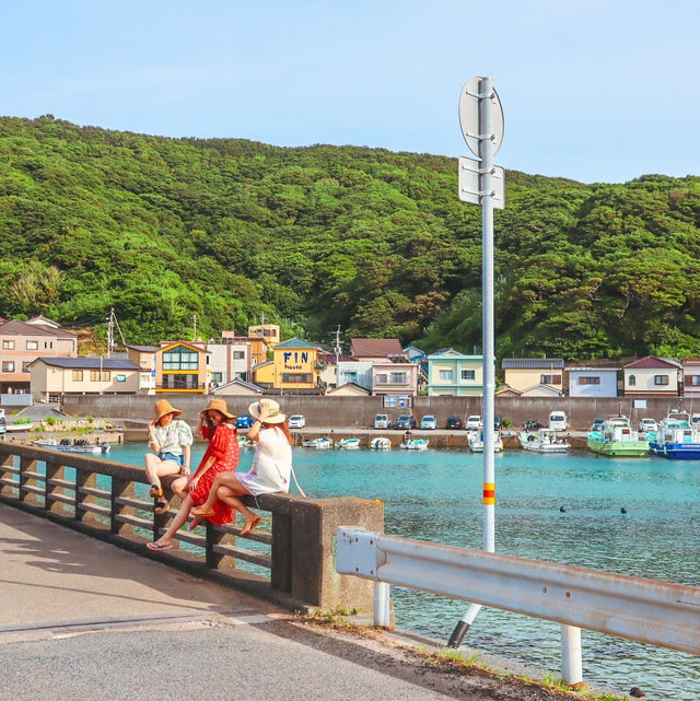 【高知】エメラルドグリーンの高知西南端の島