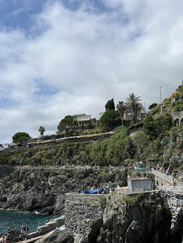意大利🇮🇹最愛😍度假勝地🫶🏻Manarola😗依山而建小鎮