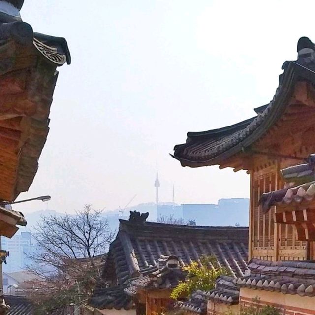 🇰🇷 Step Back in Time at Bukchon Hanok Village