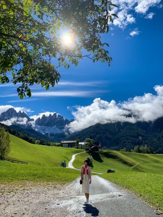 Endless Grasslands and Majestic Peaks: Unveiling the Beauty of Santa Maddalena