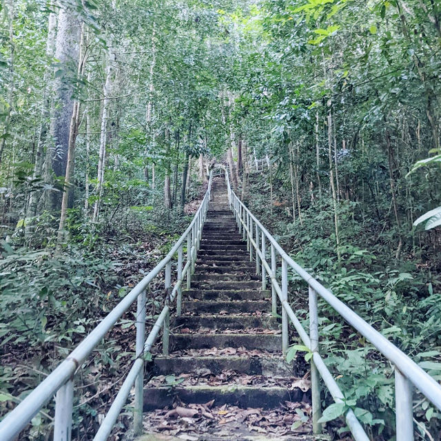 Thousand Memories Eagle Stairs Tangga Helang Seribu Kenangan