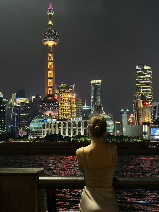 The Most Iconic Photo Spot In Shanghai 📸
