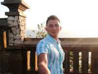 Sunset Splendor: A Day Tour to Tanah Lot and Uluwatu Temple