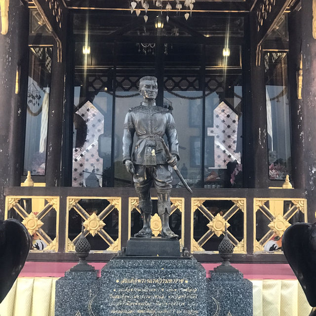 ศาลสมเด็จพระนเรศวรมหาราช เมืองหนองบัวลำภู
