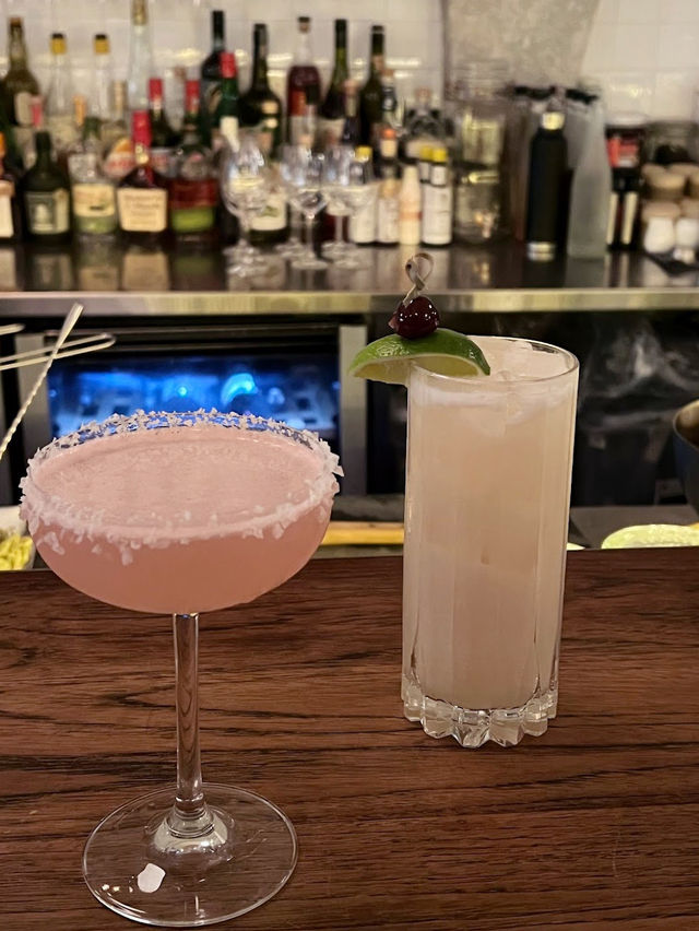 Trendy Restaurant executing eclectic dishes !